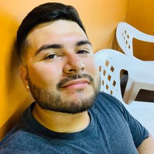 Meet your Posher, Luis